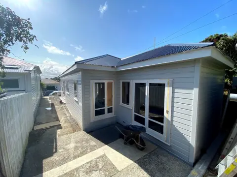 Charlotte heritage renovation — Wellington character cottage — photo 3